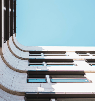 Post: Regulamentações e normas de qualidade do ar em edifícios comerciais e residenciais